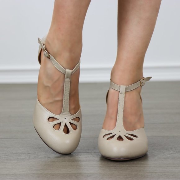 Vintage Style t-strap  Rockabilly Heels - Picture 5 of 9